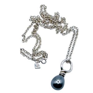 The Met MMA Sterling Silver 925 Grey Teardrop Pearl Pendant Necklace 32"